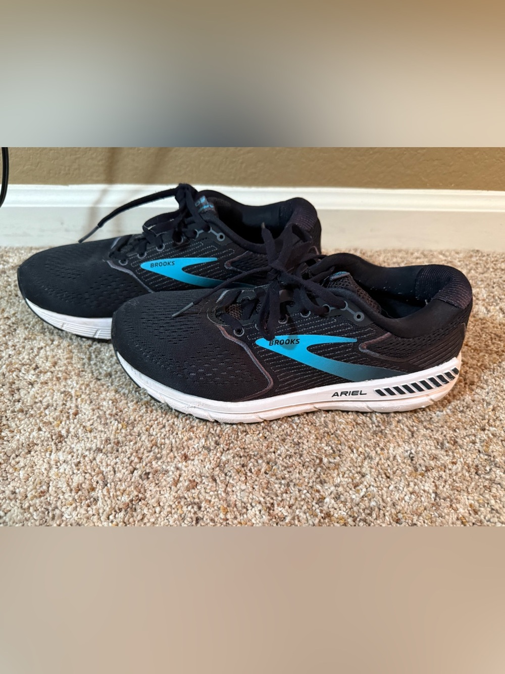 Brooks Ariel 20 Running Shoes 👟
